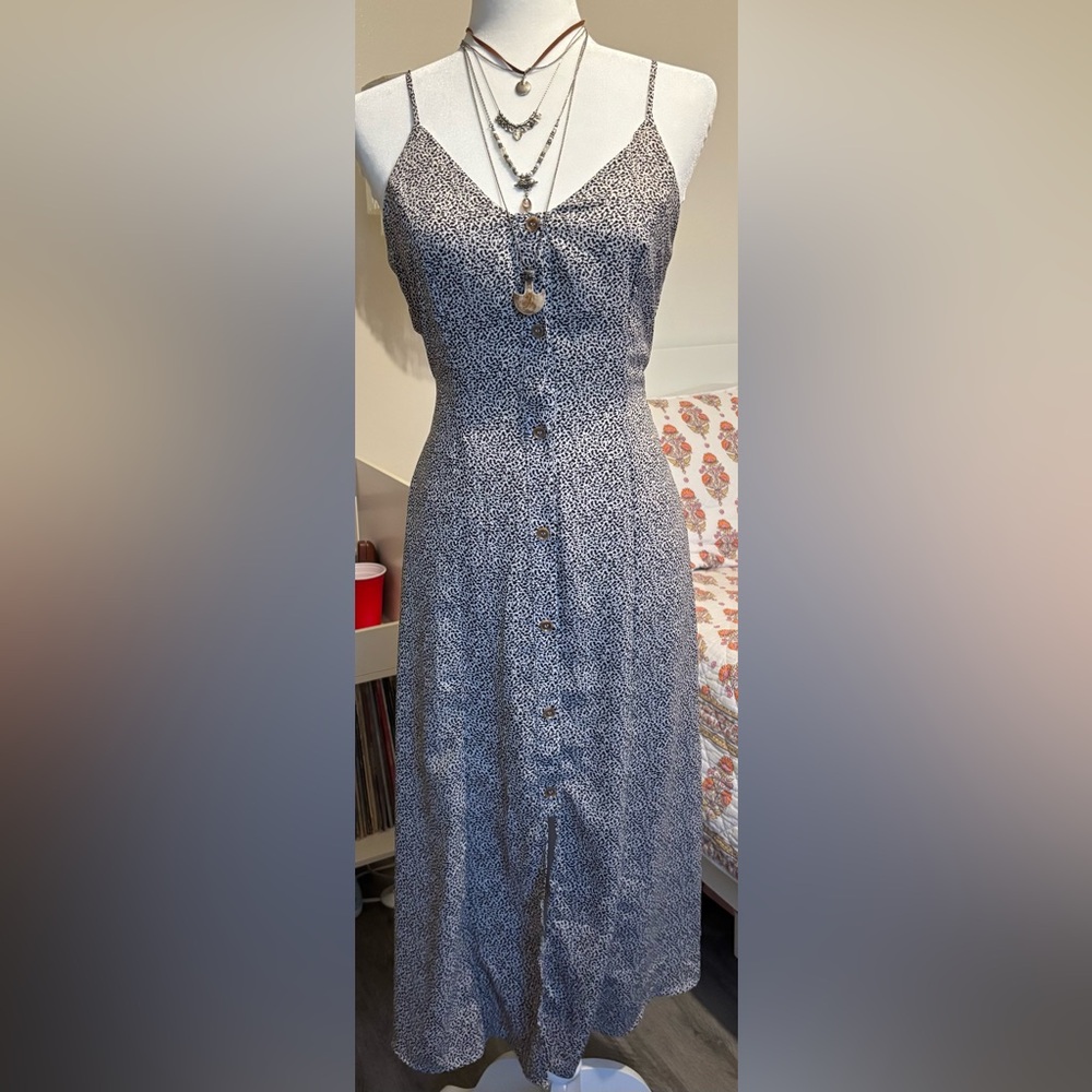 Sienna Sky Women Midi Shift dress